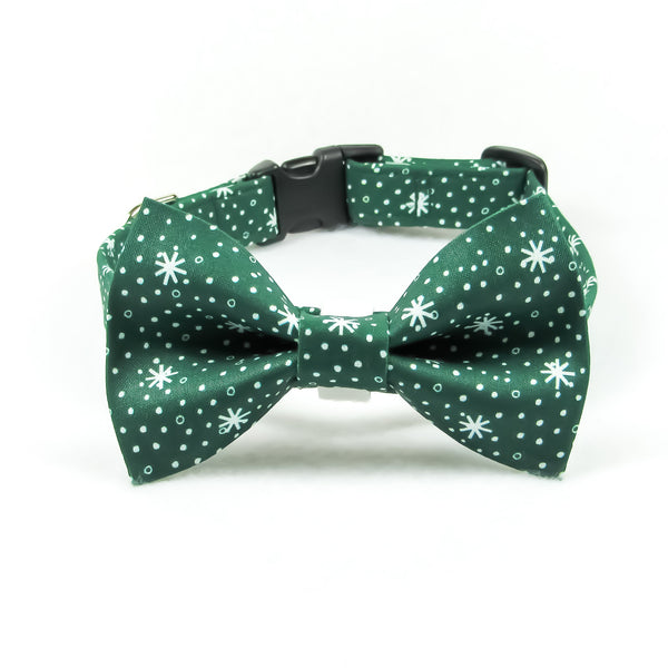 Green Snowflakes Bow Tie